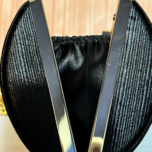 Ladie's Evening Clutch - Picture 6 of 7
